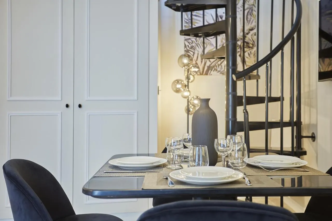 Apartment Residence Sacree Coeur By Studio Prestige Paris France