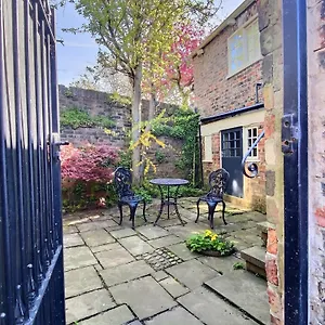 The Davey Tower, Medieval Riverside House York