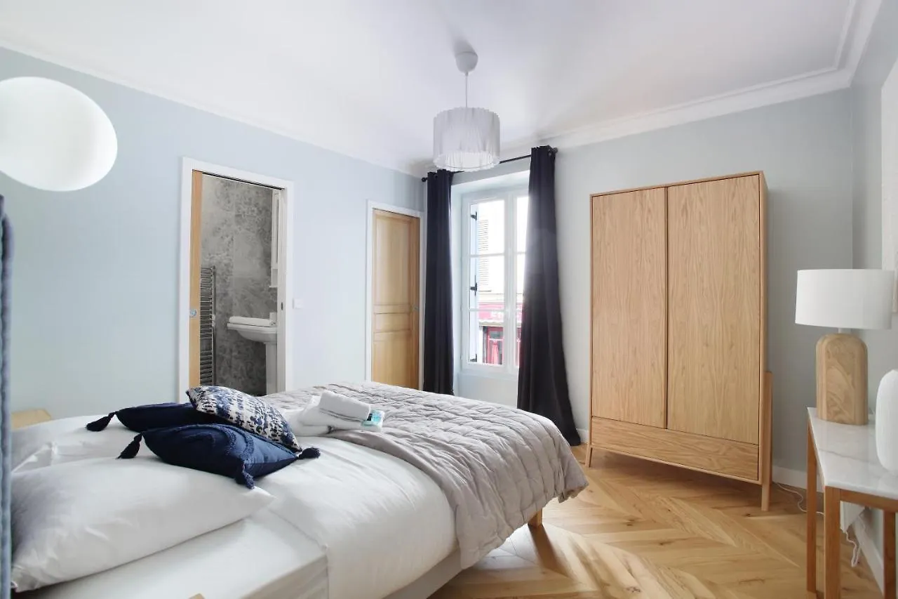 Apartment Residence Sacree Coeur By Studio Prestige Paris